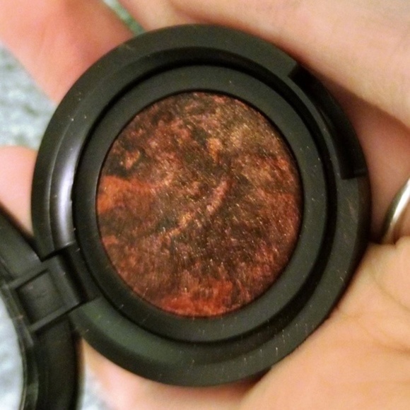 Laura Geller Beautiful Wet/Dry Eyeshadow RICH RUST - Picture 2 of 6